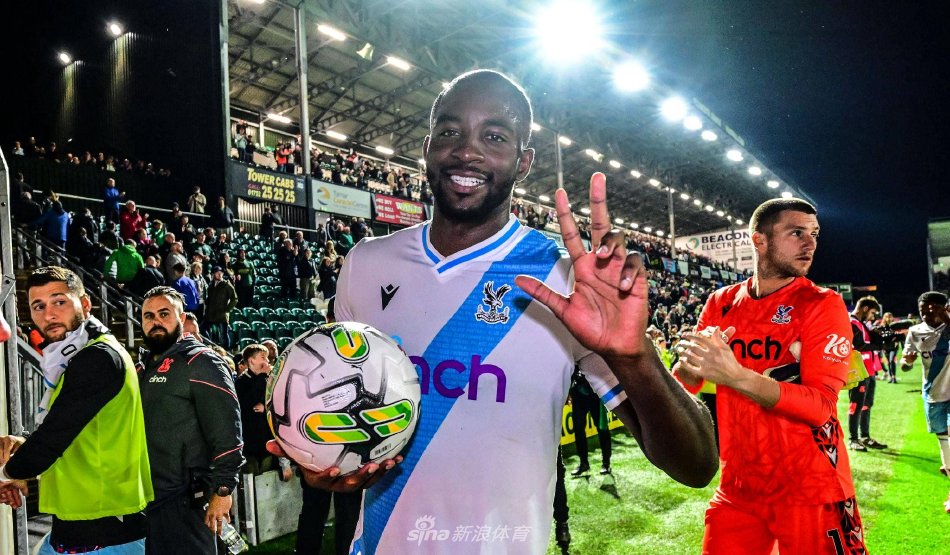 配合的默契 配合的默契