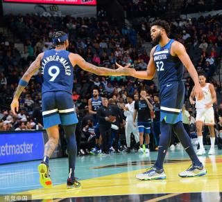 在赛季中期 在赛季中期